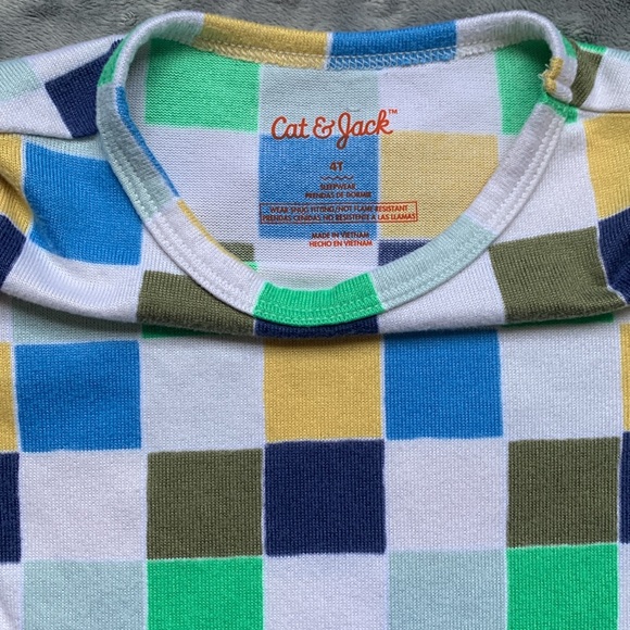 4T pajamas, set of 3 - Cat and Jack and Little Sleepies - Picture 5 of 7